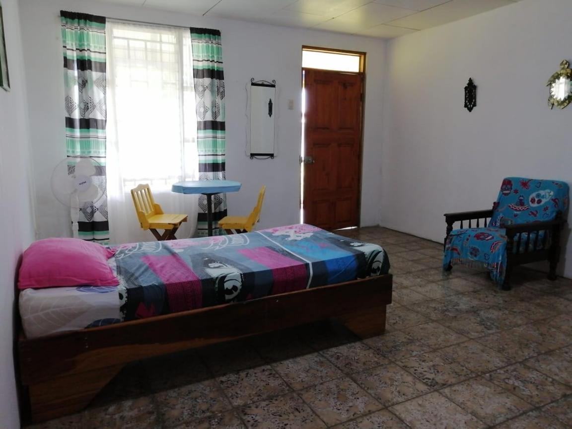 Magic Flower Rooms Cahuita Exterior photo